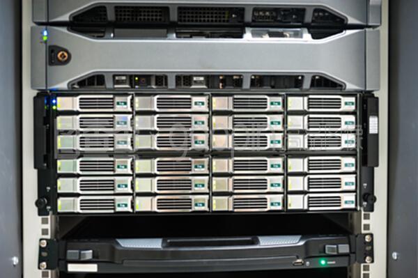 網(wǎng)絡(luò)服務(wù)器與云計(jì)算裝備技術(shù)服務(wù) 構(gòu)建數(shù)字化未來的核心支撐